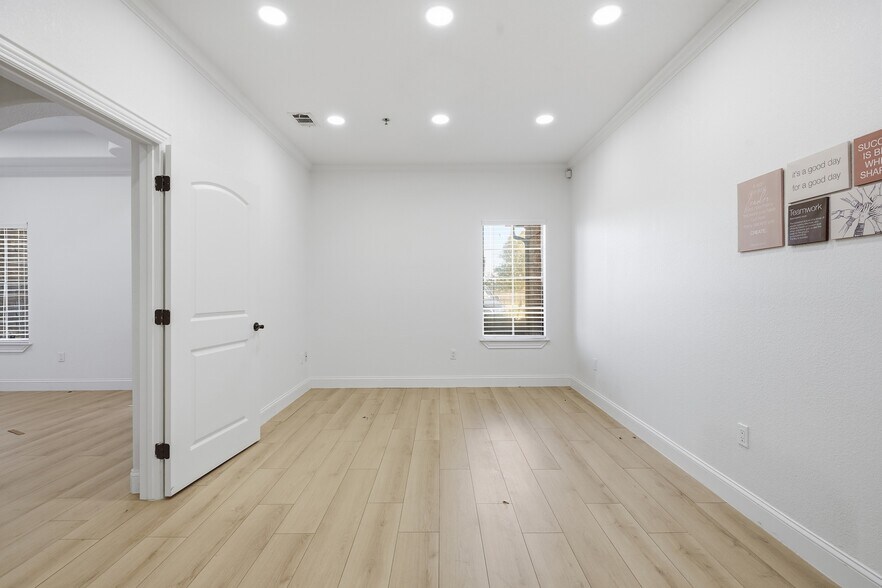 More Photos Of 10340 Alta Vista Dr, Fort Worth Office For Lease