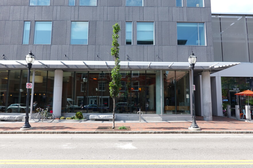 Primary Photo Of 433 Fore St, Portland Hotel For Lease