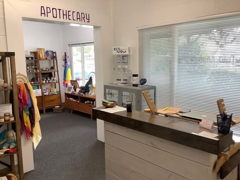 More Photos Of 511-517 Petaluma Ave, Sebastopol Medical For Lease