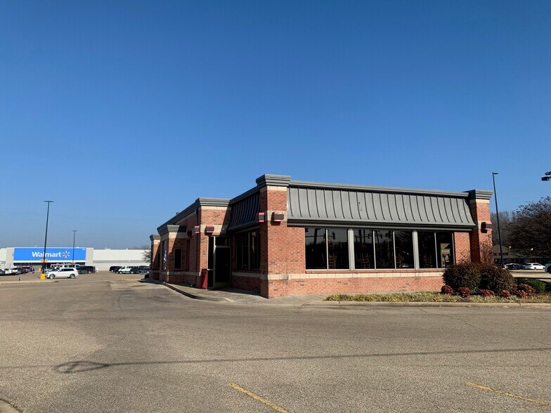 Primary Photo Of 804 Highway 64 E, Wynne Fast Food For Sale