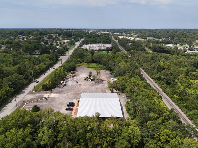 More Photos Of 955 SE AA Hwy, Blue Springs Industrial For Lease