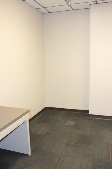 More Photos Of 805 W Wadley Ave, Midland Medical For Lease