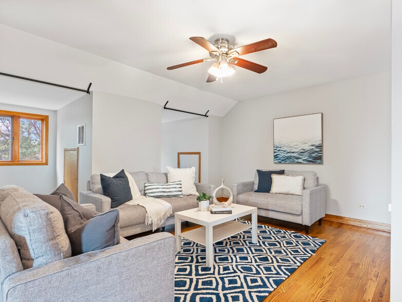 More Photos Of 22660 S Harlem Ave, Frankfort Flex For Sale