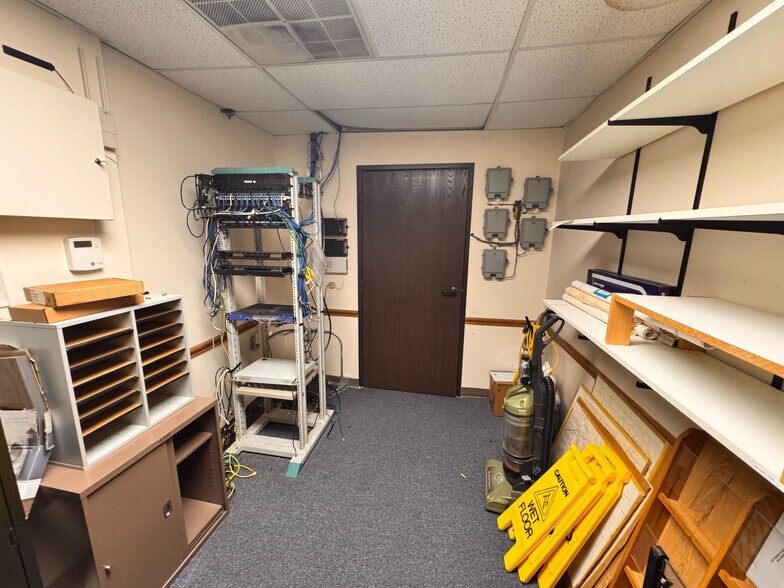 More Photos Of 55 E Main St, Carrollton Office For Sale
