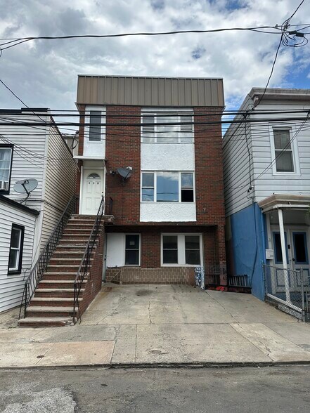 Primary Photo Of 110 Westover Pl, West New York Apartments For Sale