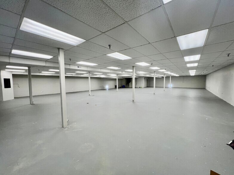 More Photos Of 9806-9838 W 60th Ave, Arvada Storefront For Lease