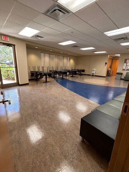 More Photos Of 613 Concourse Pky S, Maitland Schools For Lease