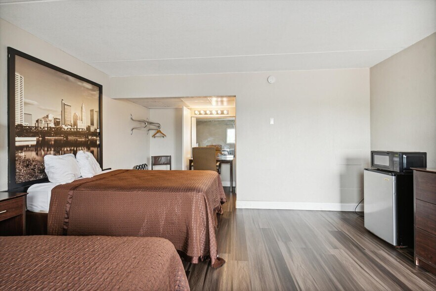 More Photos Of 3491 Latcha Rd, Millbury Hotel For Sale