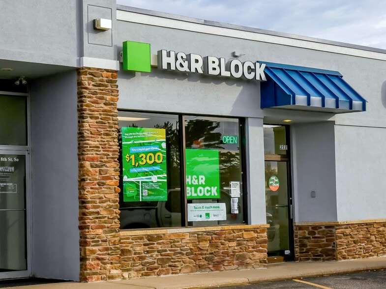 Primary Photo Of 2501-2551 8th St S, Wisconsin Rapids Unknown For Lease