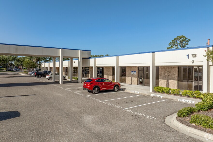 More Photos Of 6925 Lake Ellenor Dr, Orlando Unknown For Lease