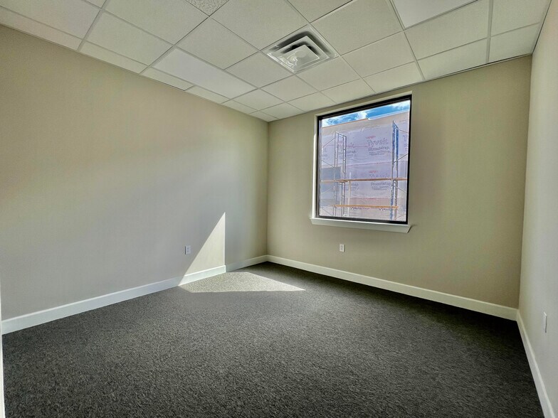 More Photos Of 3129 Kingsley Dr, Pearland Medical For Lease