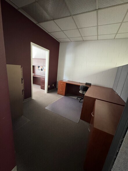 More Photos Of 506 E Main St, Santa Paula Loft Creative Space For Lease