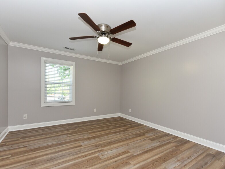 More Photos Of 225 Douglas St, Holly Springs Apartments For Sale
