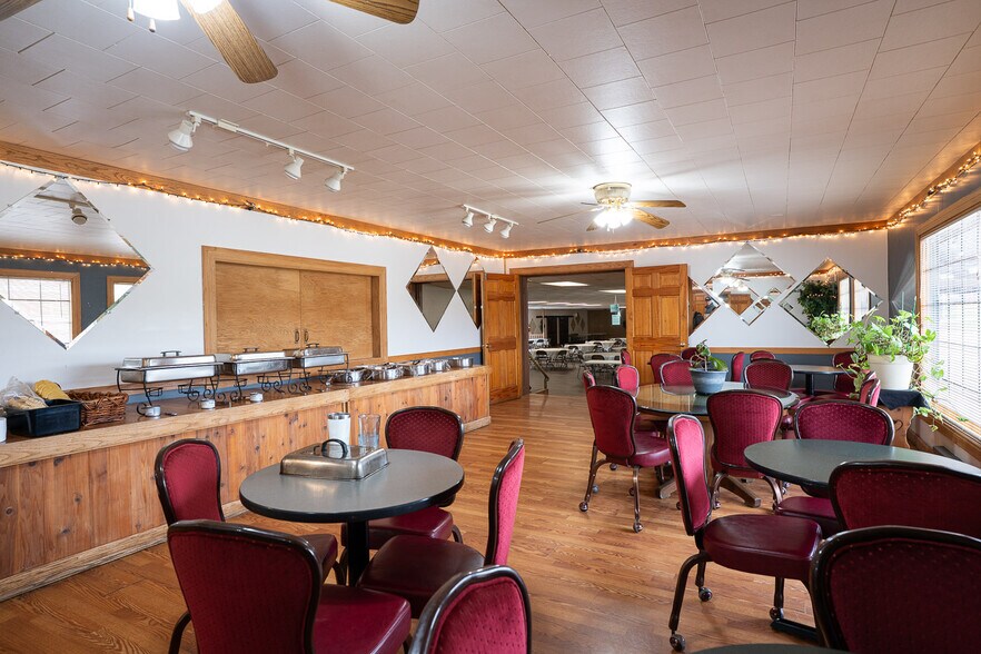 More Photos Of 1615 W Wisconsin St, Sparta Specialty For Sale