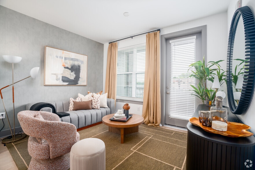 More Photos Of 3558 Elm St, Atlanta Apartments For Lease