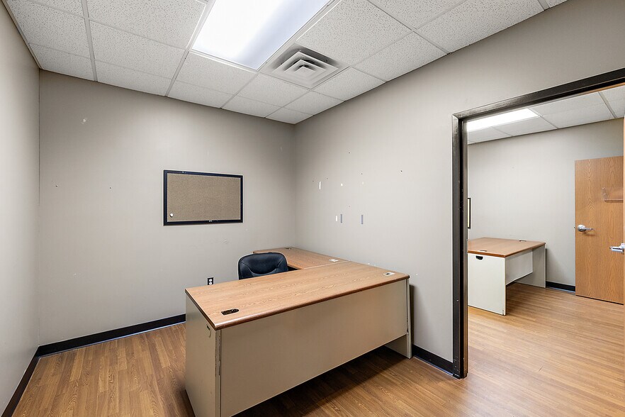 More Photos Of 1794 N Lapeer Rd, Lapeer Medical For Lease