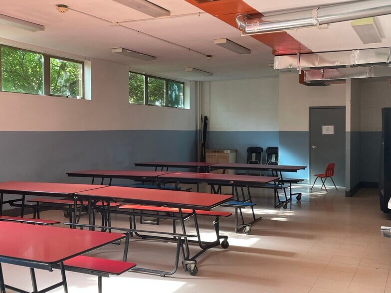 More Photos Of 7400 Olive Blvd, University City Specialty For Sale