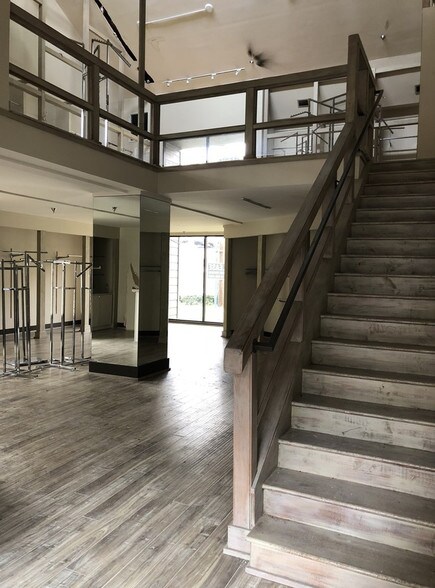 More Photos Of 4231-4239 Harding Rd, Nashville Unknown For Lease