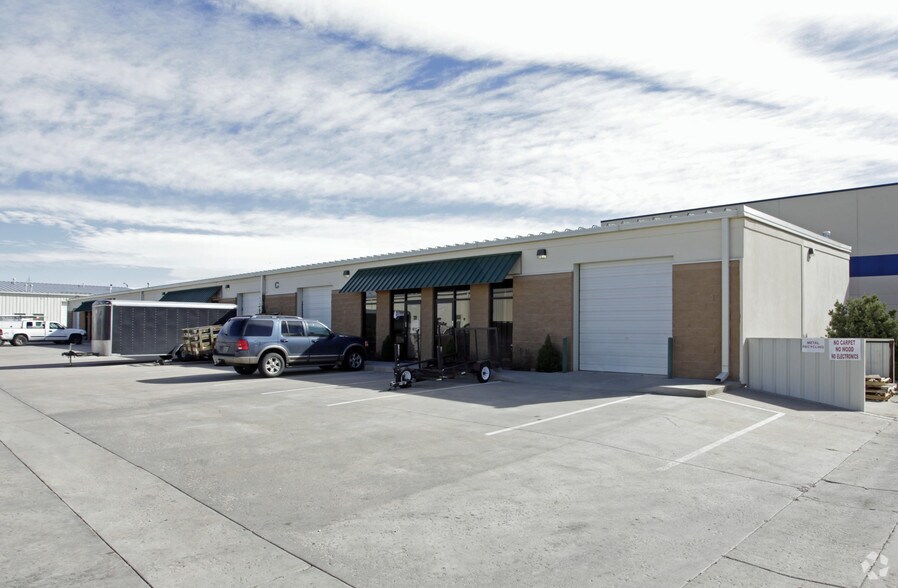 Primary Photo Of 6778-6808 N Franklin Ave, Loveland Light Distribution For Lease