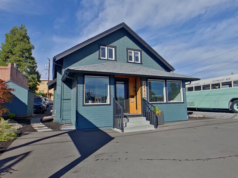 More Photos Of 2650 Willamette St, Eugene Loft Creative Space For Lease