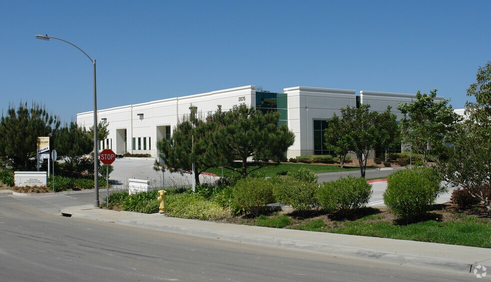 More Photos Of 2880 Scott St, Vista Unknown For Lease