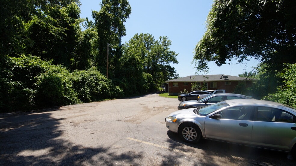 More Photos Of 1209 Chambers Rd, Ferguson Apartments For Sale