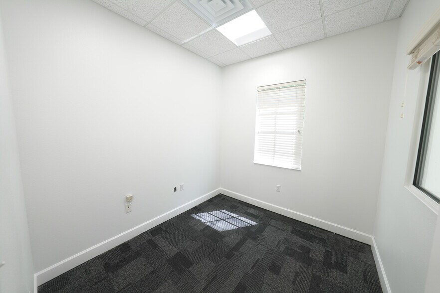 More Photos Of 2009 Longwood Lake Mary Rd, Longwood Medical For Lease