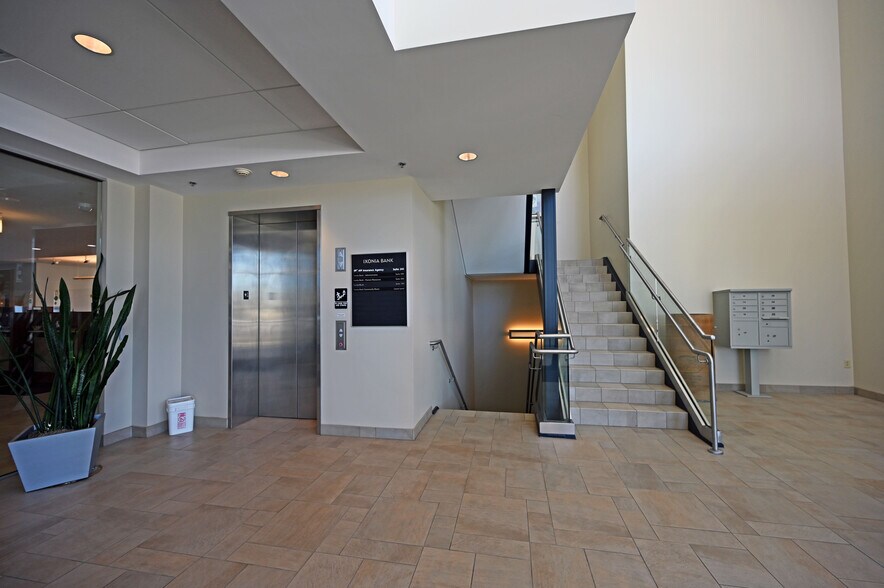 More Photos Of W1046 Marietta Ave, Ixonia Office For Lease