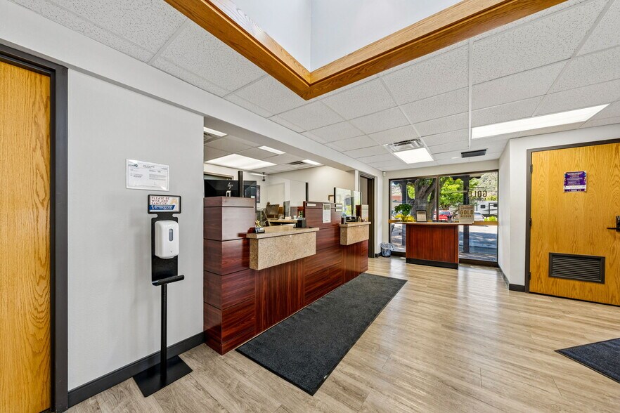 More Photos Of 890 Camino Del Rio, Durango Bank For Lease