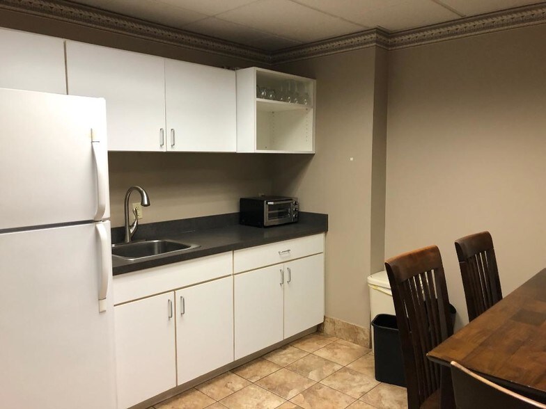 More Photos Of 1100 Summit Dr, Greensburg Office For Sale