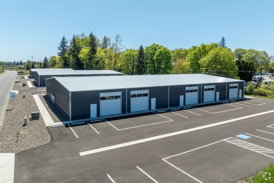 More Photos Of 90900 Roberts Rd, Coburg Unknown For Lease