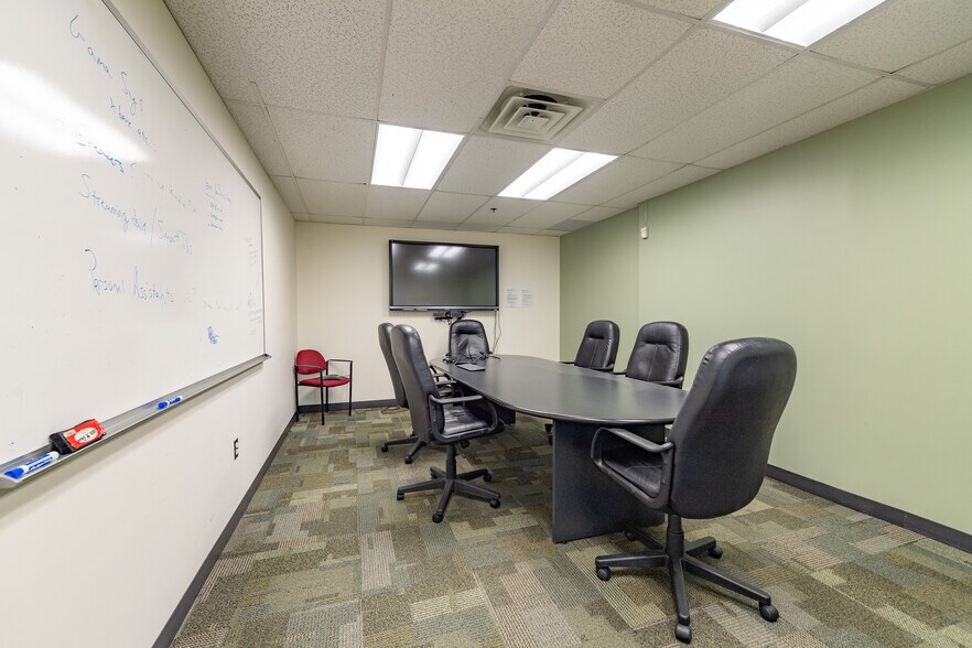 More Photos Of 815 Somerville Ave, Cambridge Office For Sale