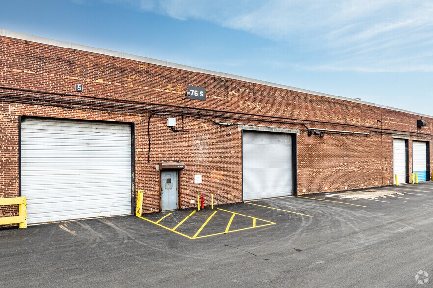 More Photos Of 1 Passaic St, Wood-Ridge Warehouse For Lease