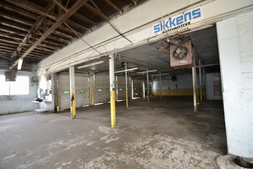 More Photos Of 4216 River Rd, Columbus Industrial For Sale