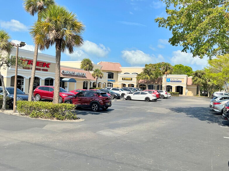 More Photos Of 9051 Tamiami Trl N, Naples Unknown For Lease