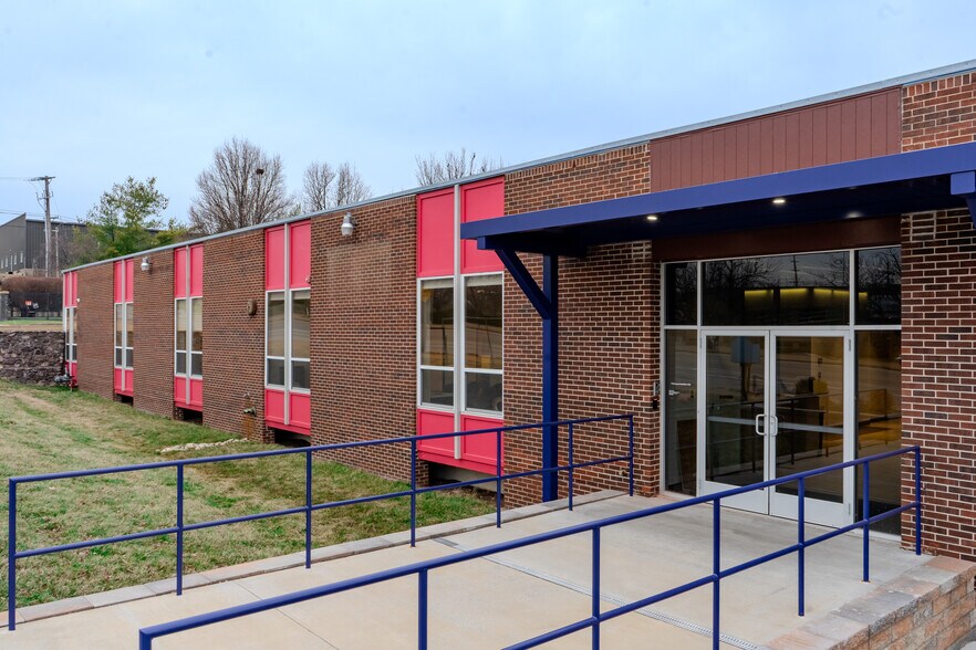 More Photos Of 1230 Macklind Ave, Saint Louis Coworking Space