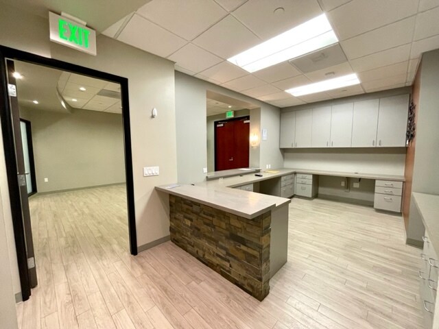 More Photos Of 15944 Los Serranos Country Club Dr, Chino Hills Coworking Space