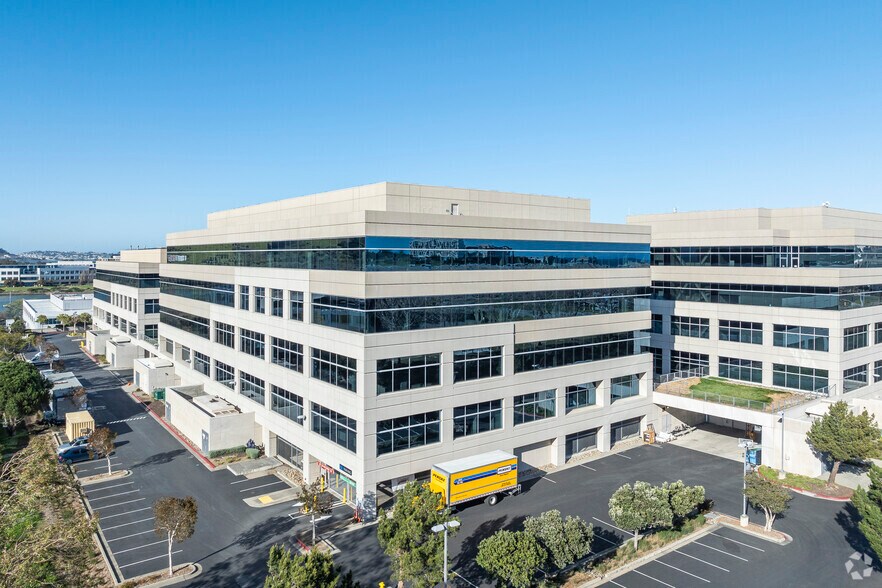 More Photos Of 331 Oyster Point Blvd, South San Francisco Office For Lease