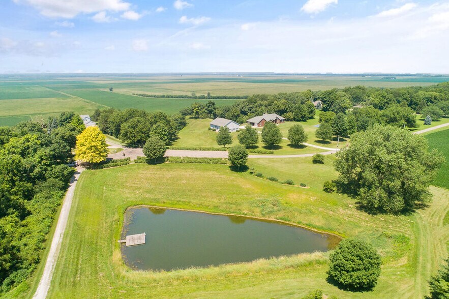 More Photos Of 2211 E 640th Pl, Ursa Winery Vineyard For Sale