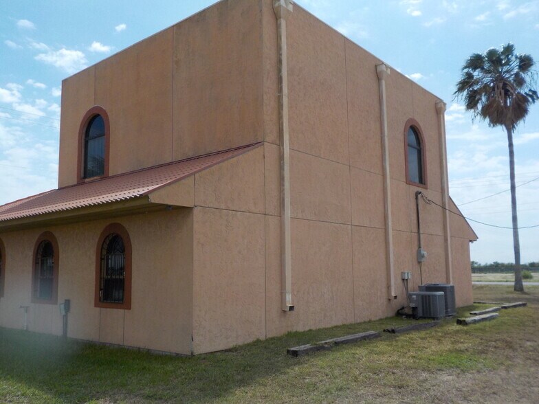 More Photos Of 13785 FM 3067, La Feria Loft Creative Space For Lease