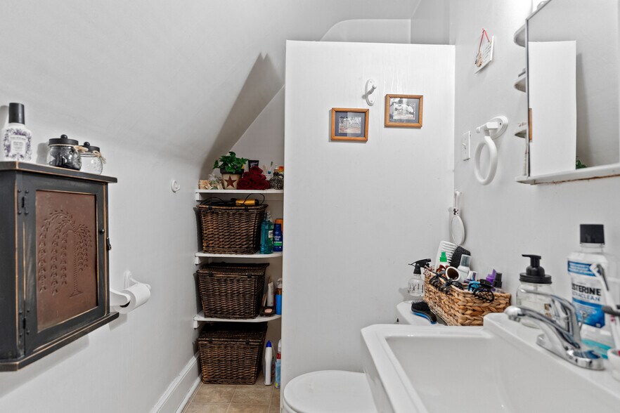 More Photos Of 150 Main St, Johnson City Medical For Sale