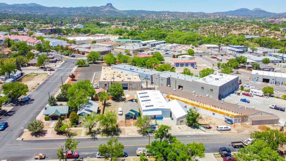 More Photos Of 430 N Mount Vernon Ave, Prescott Warehouse For Lease