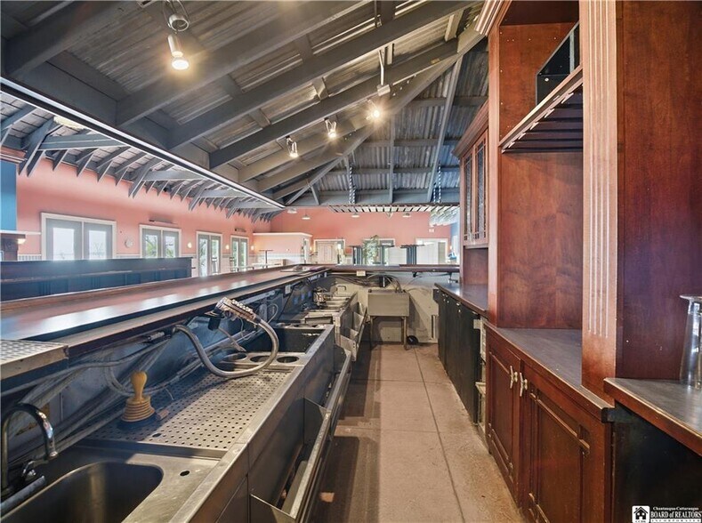 More Photos Of 188 S Erie St, Mayville Restaurant For Sale