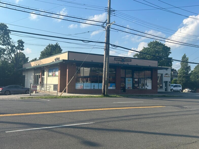 More Photos Of 800-808 E Boston Post Rd, Mamaroneck Storefront For Lease