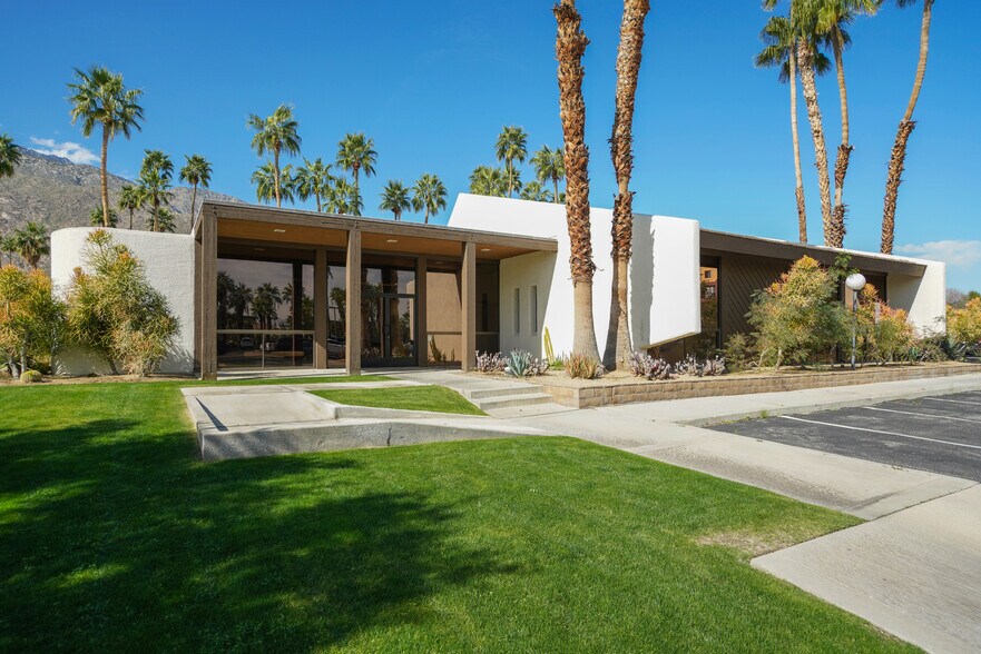 Primary Photo Of 750 E Tahquitz Canyon Way, Palm Springs Office For Lease