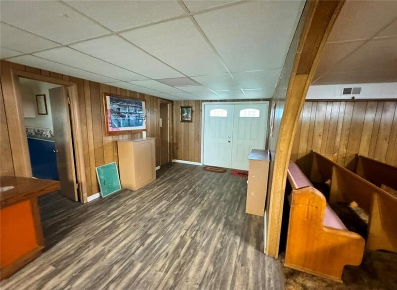 More Photos Of 1203 S Glenwood Ave, Russellville Religious Facility For Sale