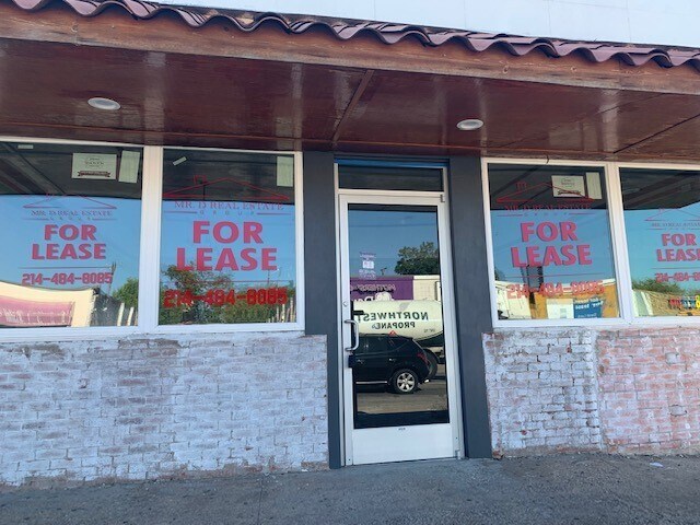 More Photos Of 2706 Samuell Blvd, Dallas Storefront For Lease