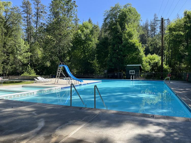 More Photos Of 15960 Bottle Rock Rd, Cobb Hotel For Sale