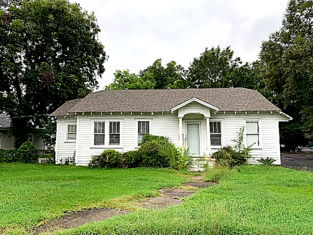 More Photos Of 703-705 N 4th St, West Monroe Religious Facility For Sale