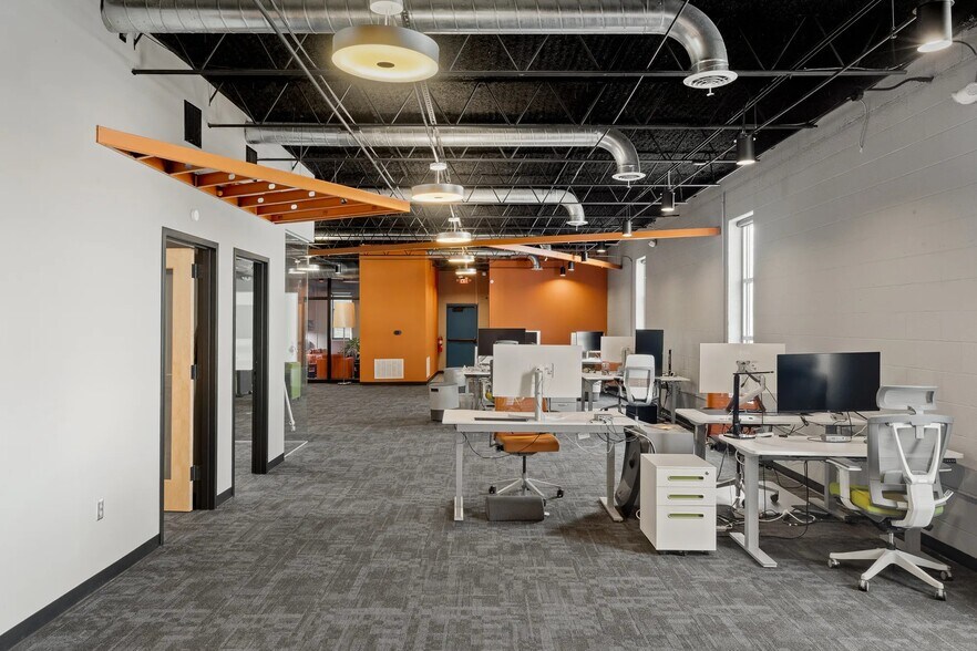 More Photos Of 912 N Classen Blvd, Oklahoma City Loft Creative Space For Sale